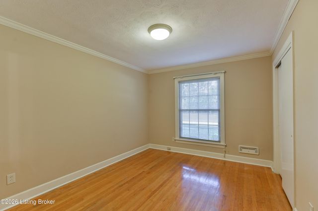 6312 Limewood Cir, Louisville, KY 40222