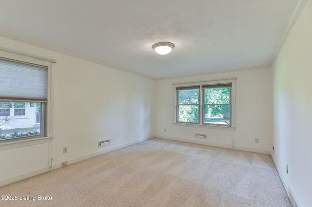 6312 Limewood Cir, Louisville, KY 40222