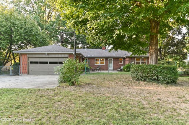 6312 Limewood Cir, Louisville, KY 40222