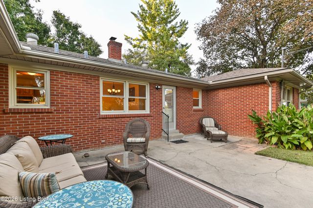 6312 Limewood Cir, Louisville, KY 40222