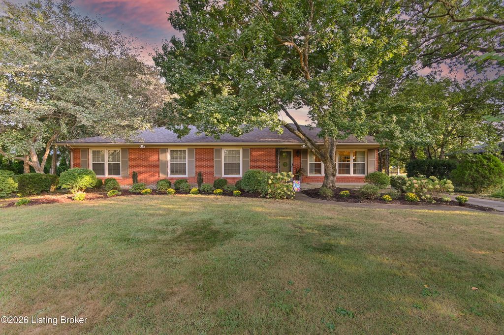 6312 Limewood Cir, Louisville, KY 40222