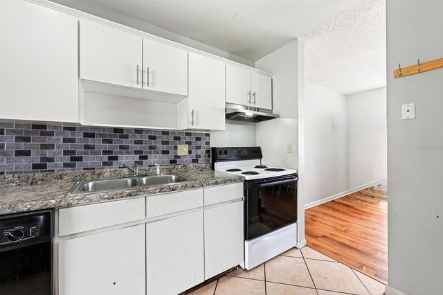 5137 PICADILLY CIRCUS COURT 3, Orlando, FL 32839