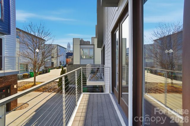 921 Westbrook Drive B, Charlotte, NC 28202