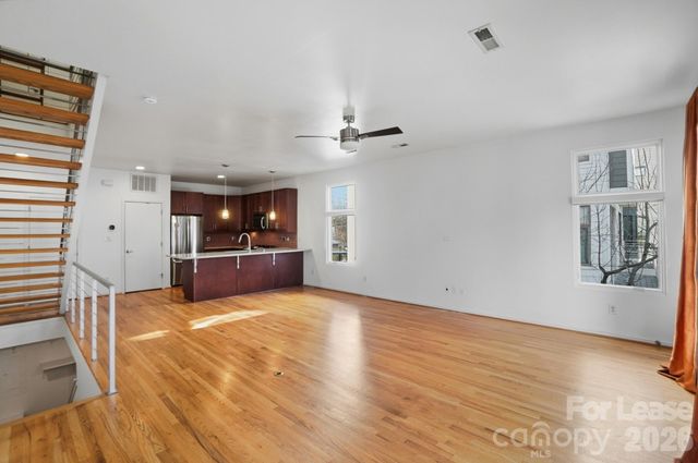 921 Westbrook Drive B, Charlotte, NC 28202