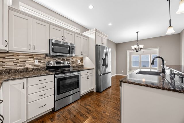 2405 Bridlewood Court, Marion, IA 52302