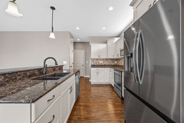 2405 Bridlewood Court, Marion, IA 52302