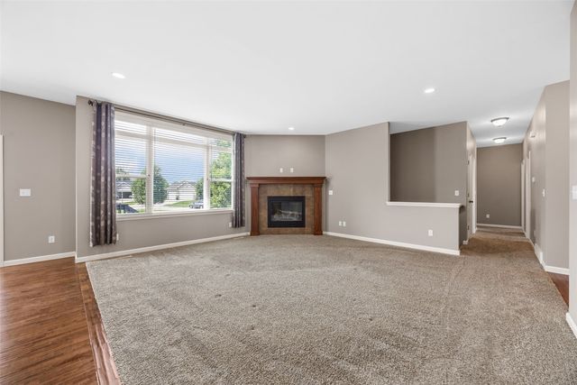 2405 Bridlewood Court, Marion, IA 52302