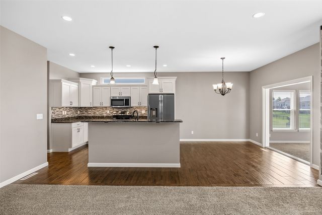 2405 Bridlewood Court, Marion, IA 52302