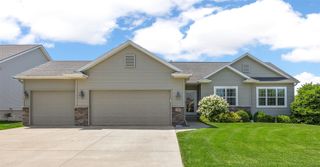 2405 Bridlewood Court, Marion, IA 52302