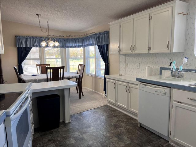 4900 4TH C STREET E, Bradenton, FL 34203