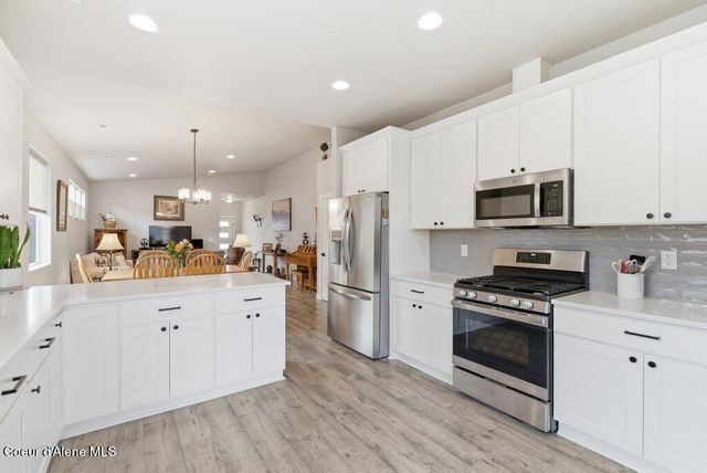 8703 W Hood ST, Rathdrum, ID 83858