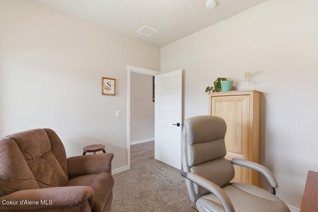 8703 W Hood ST, Rathdrum, ID 83858