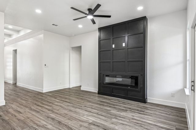 2504 Vaughn Boulevard, Fort Worth, TX 76105
