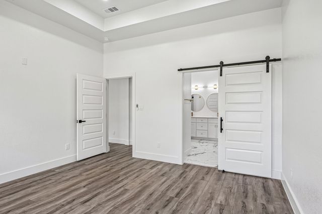 2504 Vaughn Boulevard, Fort Worth, TX 76105