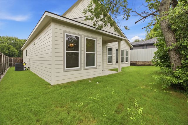 2504 Vaughn Boulevard, Fort Worth, TX 76105