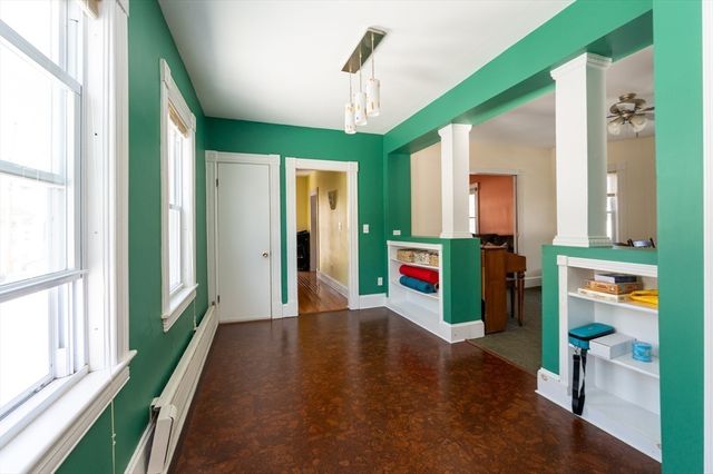 38 Starbird St, Lowell, MA 01854