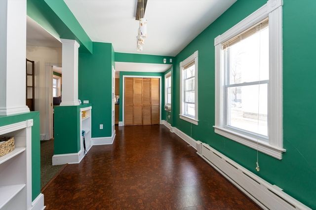 38 Starbird St, Lowell, MA 01854