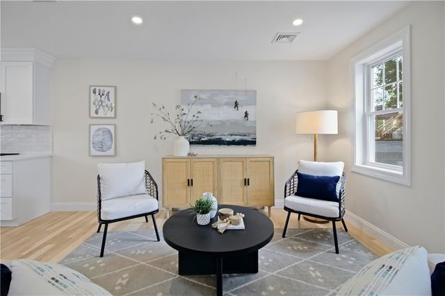 91 Croade Street, Warren, RI 02885