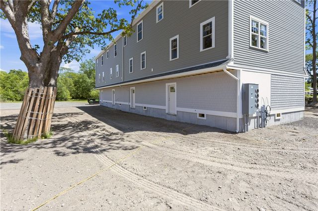 91 Croade Street, Warren, RI 02885