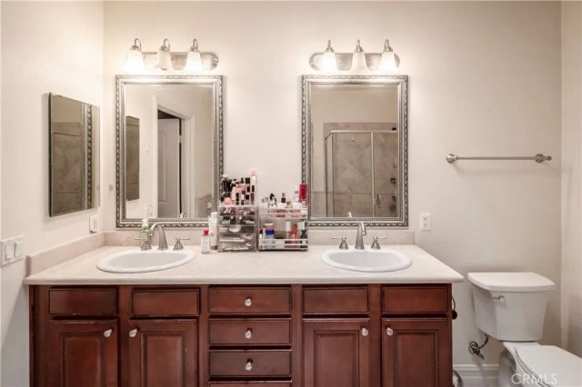 14242 Burbank 307, Sherman Oaks, CA 91401