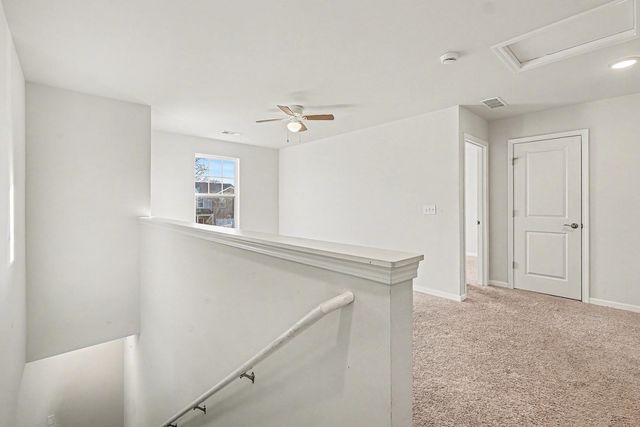 707 Samuel Lee Ln, Murfreesboro, TN 37127