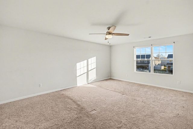 707 Samuel Lee Ln, Murfreesboro, TN 37127