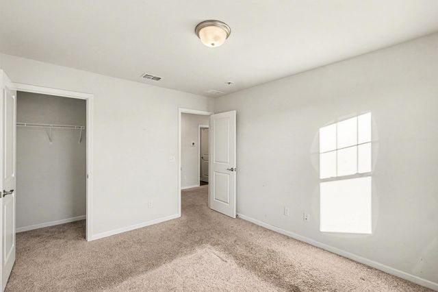 707 Samuel Lee Ln, Murfreesboro, TN 37127