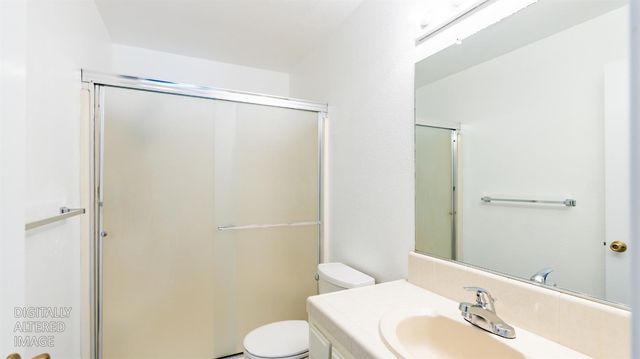 2325 Oxford Ave, Turlock, CA 95382