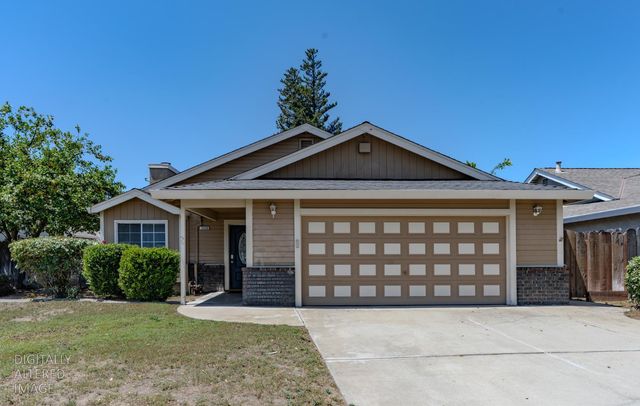 2325 Oxford Ave, Turlock, CA 95382