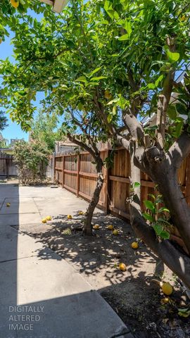 2325 Oxford Ave, Turlock, CA 95382