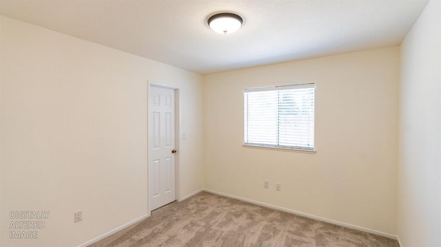 2325 Oxford Ave, Turlock, CA 95382