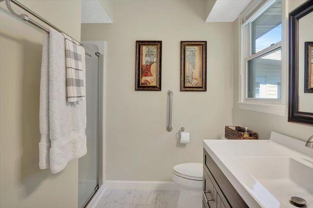 1637 W Wayland Street, Springfield, MO 65807