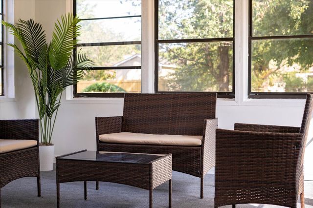 1637 W Wayland Street, Springfield, MO 65807