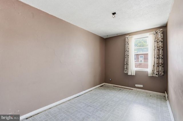8033 TEMPLE RD, Philadelphia, PA 19150