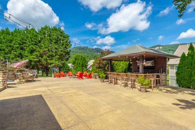 575 Blue Canyon Lane, Hixson, TN 37343