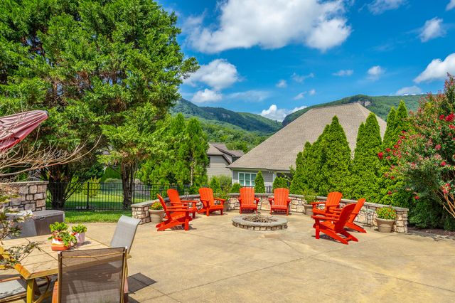 575 Blue Canyon Lane, Hixson, TN 37343