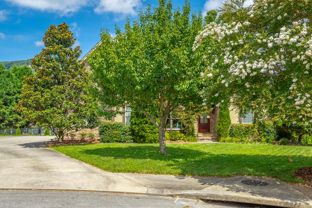 575 Blue Canyon Lane, Hixson, TN 37343