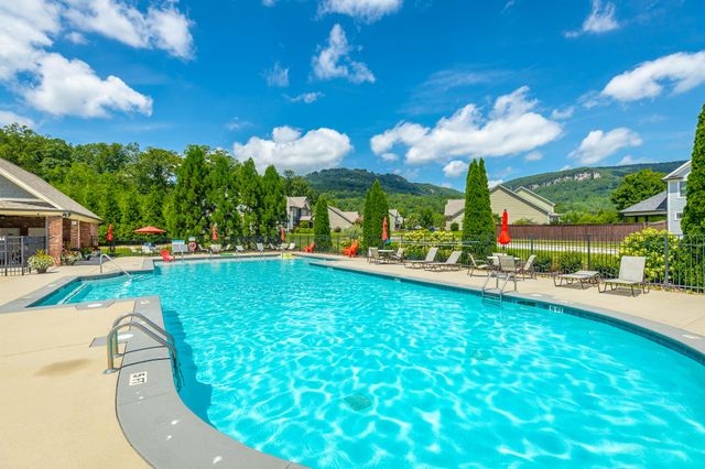 575 Blue Canyon Lane, Hixson, TN 37343