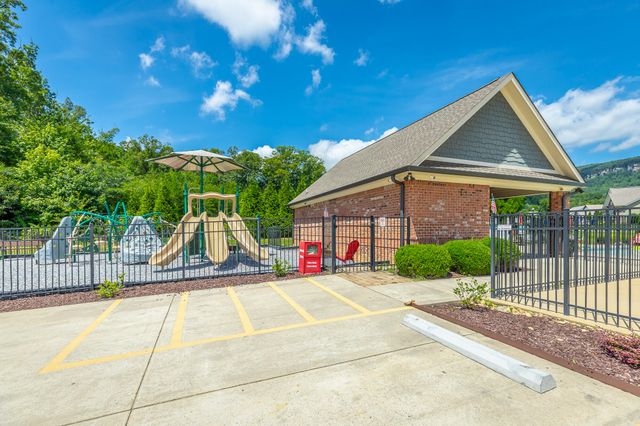 575 Blue Canyon Lane, Hixson, TN 37343
