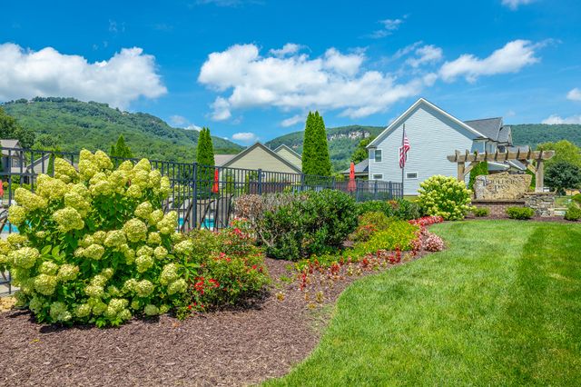 575 Blue Canyon Lane, Hixson, TN 37343