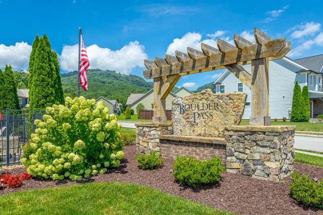 575 Blue Canyon Lane, Hixson, TN 37343