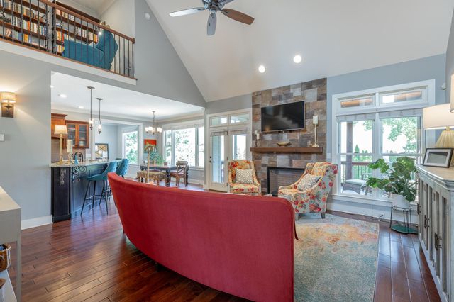 575 Blue Canyon Lane, Hixson, TN 37343