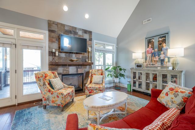575 Blue Canyon Lane, Hixson, TN 37343