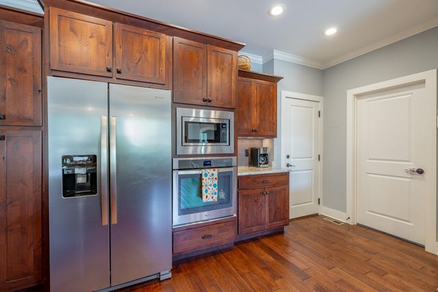 575 Blue Canyon Lane, Hixson, TN 37343