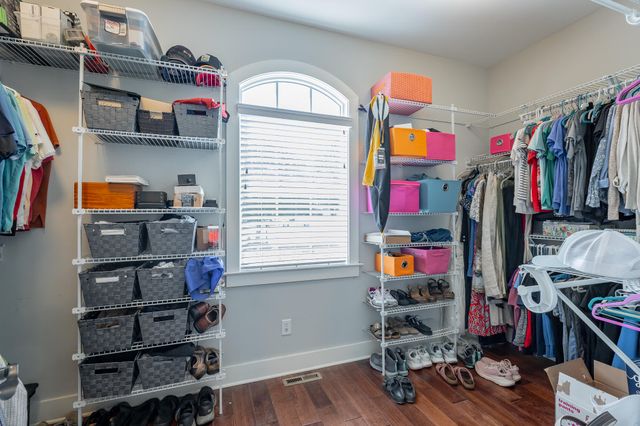 575 Blue Canyon Lane, Hixson, TN 37343