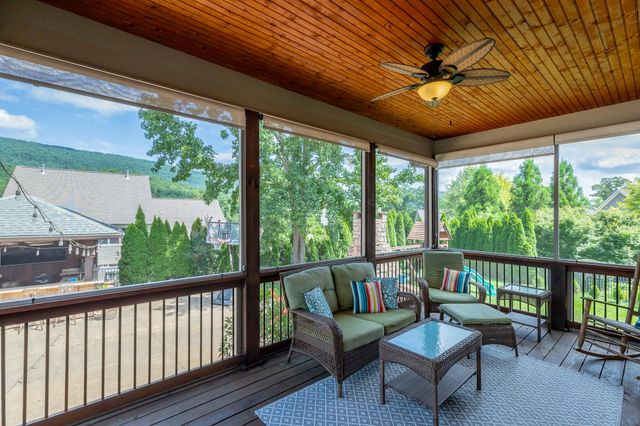 575 Blue Canyon Lane, Hixson, TN 37343
