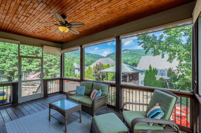 575 Blue Canyon Lane, Hixson, TN 37343