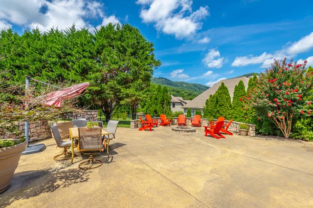 575 Blue Canyon Lane, Hixson, TN 37343