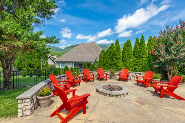 575 Blue Canyon Lane, Hixson, TN 37343