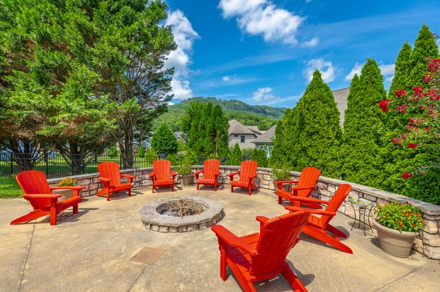 575 Blue Canyon Lane, Hixson, TN 37343